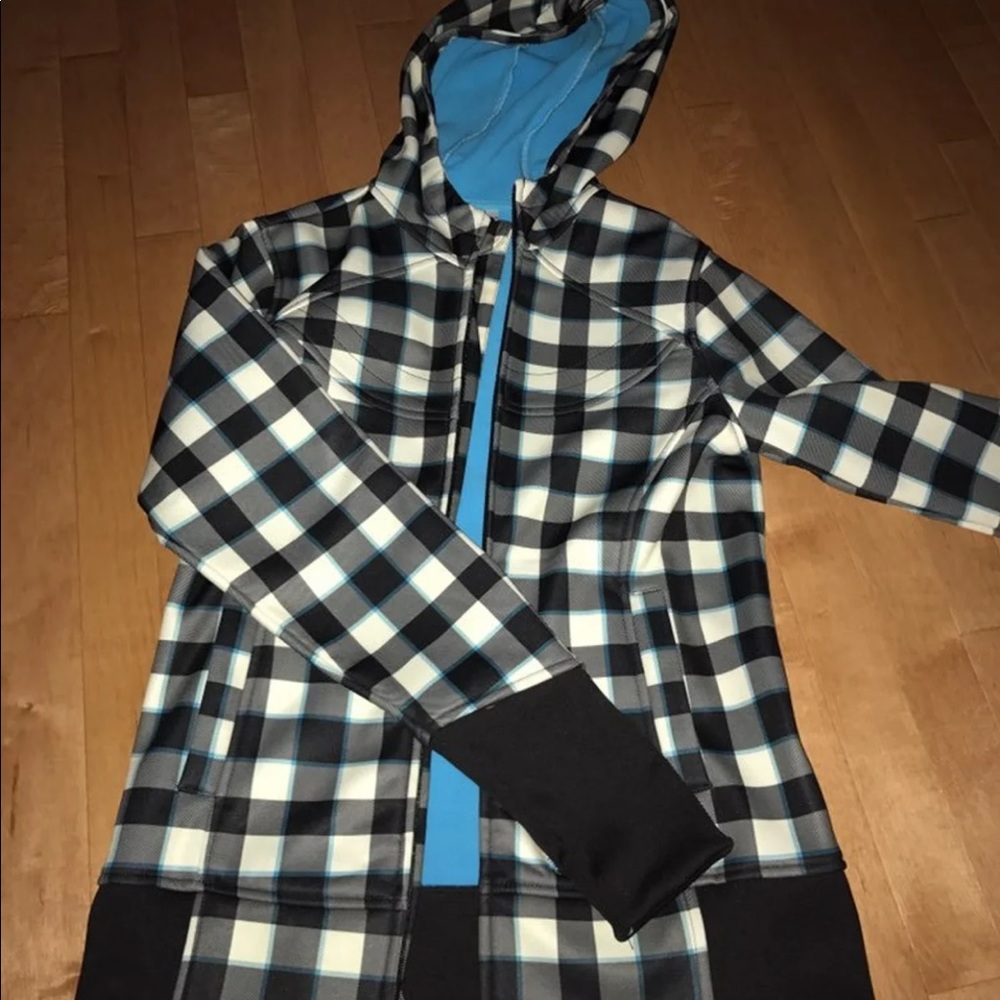 Burton soft shell jacket.